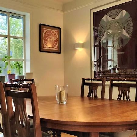 Icelandic Art Garden Villa W. Parking In Centre City 레이캬비크 외부 사진